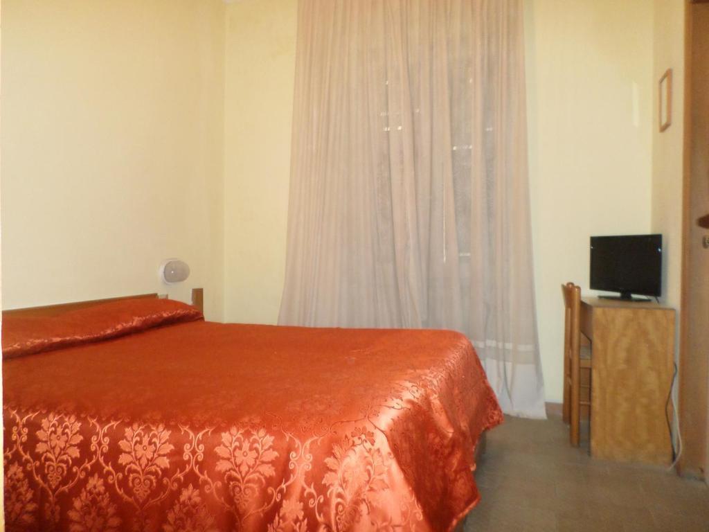Hotel Aurora Специя Екстериор снимка